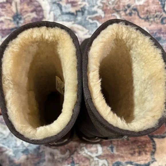 UGG Dark Brown Leather Boots - Picture 5 of 8